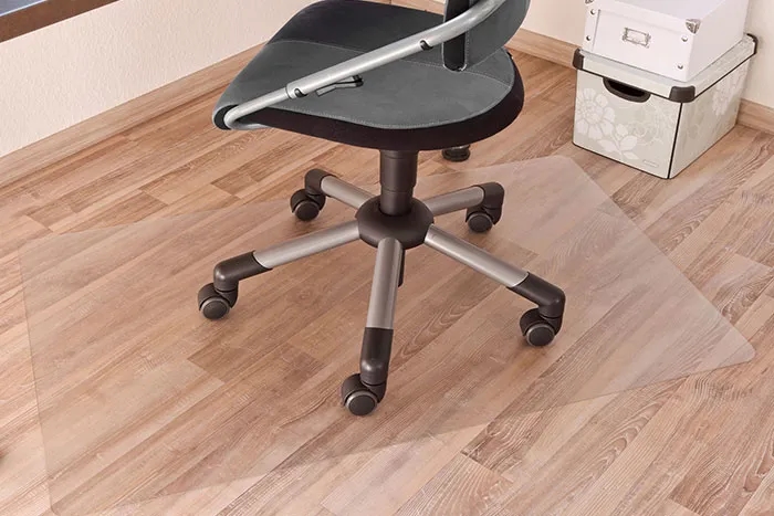 Co pod krzesło obrotowe? Ochrona podłogi i komfort pracy w biurze