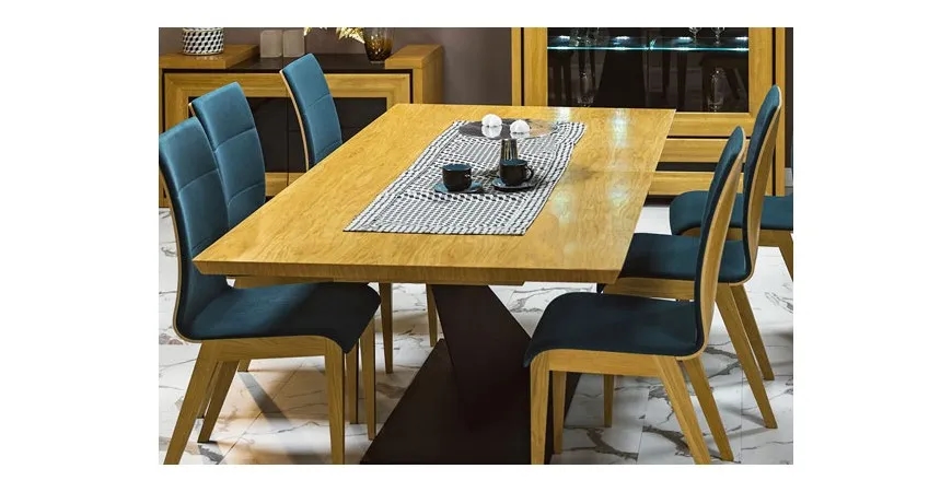 Jak dobrać krzesła do stołu, aby uniknąć niewygody i chaosu